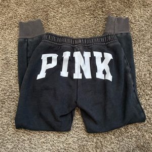 PINK joggers💗